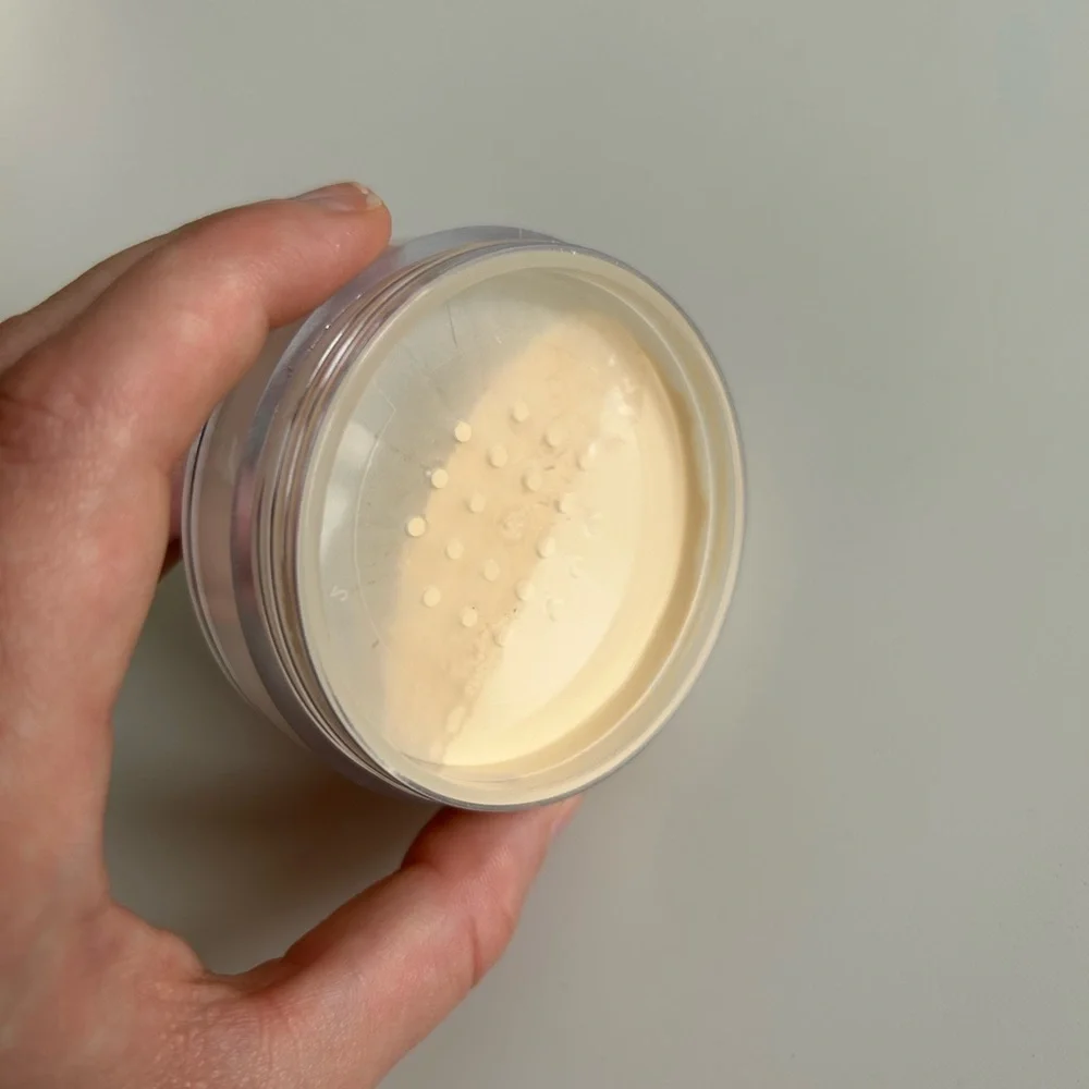 BRAND NEW H&M Foundation and Powder